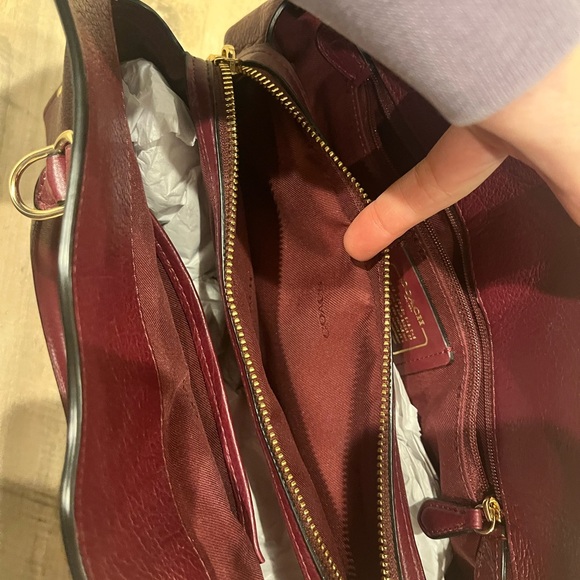 Coach Maroon Leather satchel bag - Picture 9 of 10